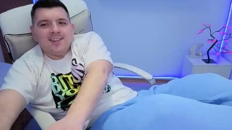 Snapshot of basystem8 chatting on 12-14-25, 04:51 BASY online show from 12-14-25, 04:51