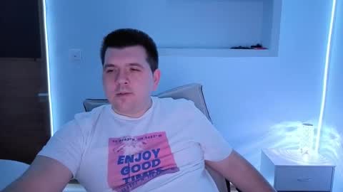 Snapshot of basystem8 chatting on 01-10-26, 05:42 BASY online show from 01-10-26, 05:42