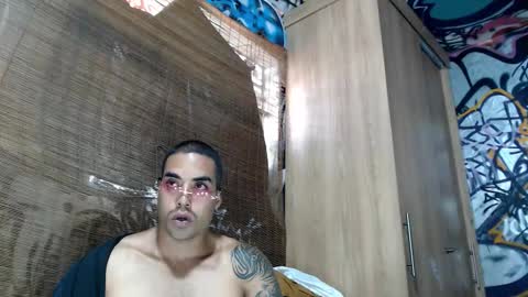 Snapshot of bbc_monster1 chatting on 10-14-25, 05:14 Justin online show from 10-14-25, 05:14