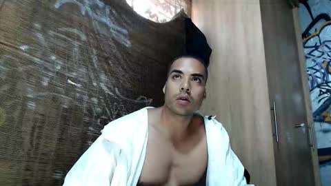 Snapshot of bbc_monster1 chatting on 11-23-25, 07:13 Justin online show from 11-23-25, 07:13