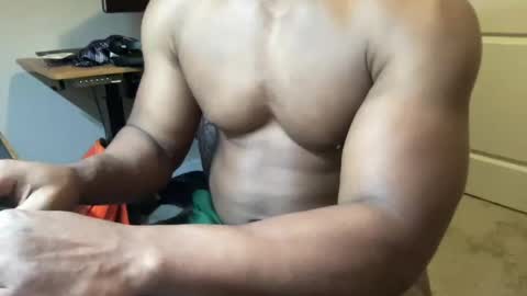 Snapshot of bbcandbody chatting on 03-05-25, 12:33 bbcandbody online show from 03-05-25, 12:33