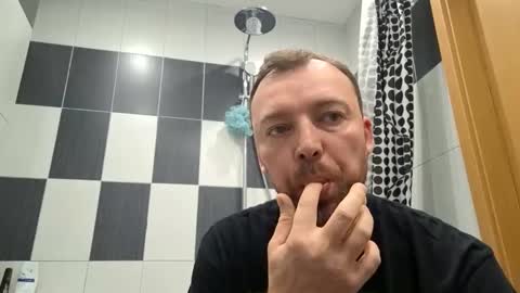 Snapshot of bbd4fun chatting on 01-21-25, 06:22 Bbd4fun online show from 01-21-25, 06:22