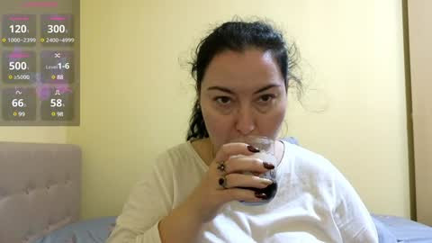 Emma online show from 01-15-25, 06:22