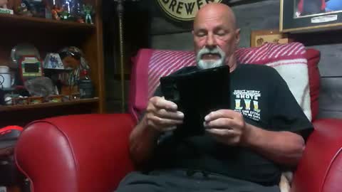 Snapshot of bbwlvr16 chatting on 04-11-26, 10:14 bbwlvr16 online show from 04-11-26, 10:14