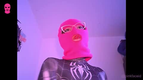 Amber  online show from 10-31-25, 01:56