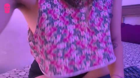 Amber  online show from 11-19-25, 01:33