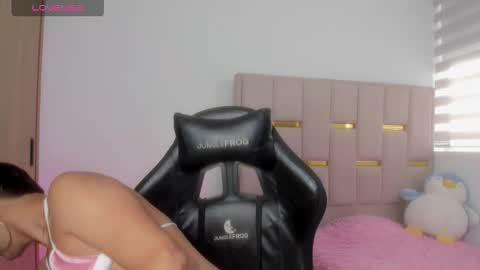 Snapshot of bbycami_ chatting on 11-12-25, 06:41 Cami online show from 11-12-25, 06:41