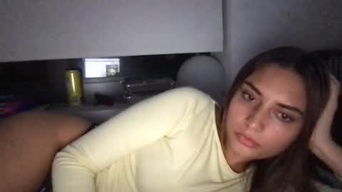 Snapshot of bbypiamia chatting on 10-16-25, 05:41 bbypiamia online show from 10-16-25, 05:41