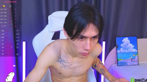 Snapshot of bd_black chatting on 12-15-25, 08:24 Aiden online show from 12-15-25, 08:24