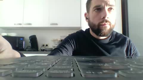 bdemwi2588 online show from 01-10-25, 10:06