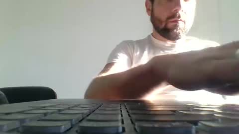 bdemwi2588 online show from 02-01-25, 09:00