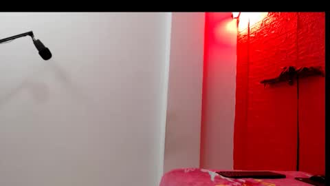 rever online show from 10-11-25, 02:22