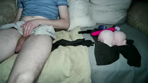 Snapshot of be4your_desire chatting on 02-03-25, 01:30 mikiforfun online show from 02-03-25, 01:30