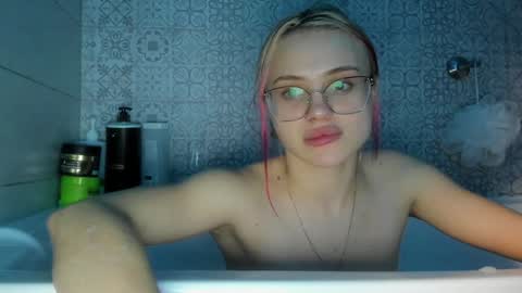 Summer BABY online show from 12-25-24, 10:37