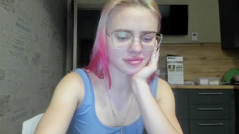 Summer BABY online show from 12-26-24, 01:54