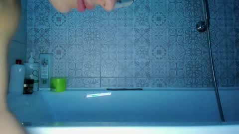 Summer BABY online show from 12-30-24, 07:00