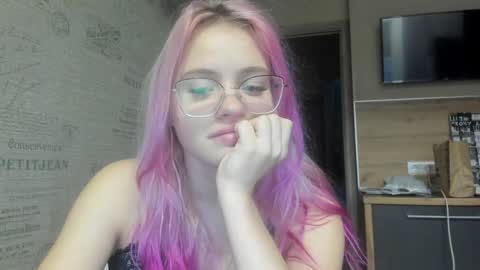 Summer BABY online show from 01-13-25, 02:32