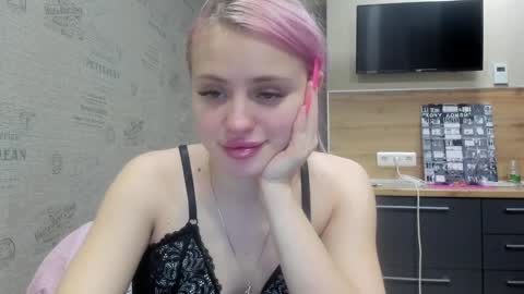 Summer BABY online show from 01-14-25, 05:23