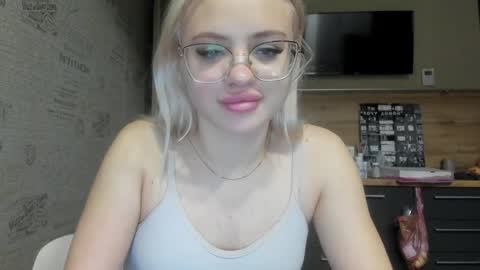 Summer BABY online show from 01-26-25, 03:25
