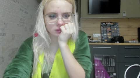 Summer BABY online show from 02-03-25, 03:38