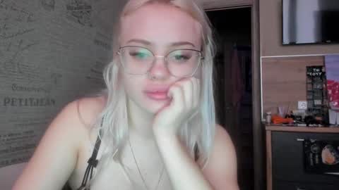 Summer BABY online show from 02-18-25, 02:06