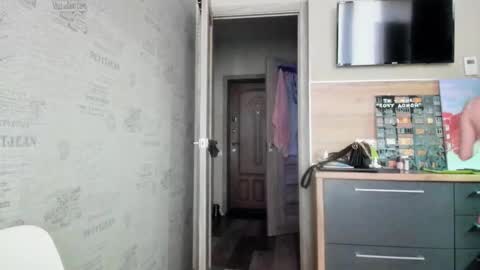 Summer BABY online show from 02-22-25, 01:57