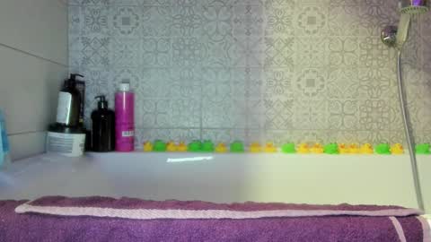 Summer BABY online show from 02-22-25, 05:02