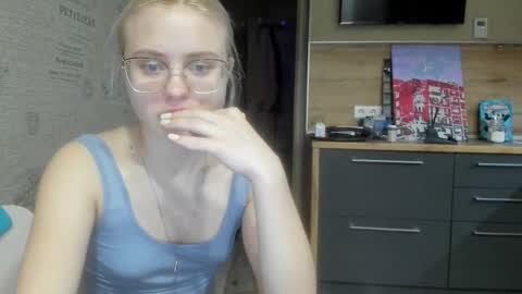 Summer BABY online show from 02-28-25, 06:31