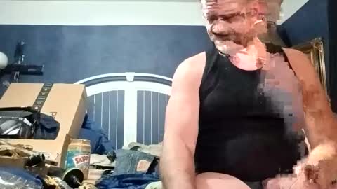 Snapshot of beaatoffbob chatting on 02-08-26, 12:19 beaatoffbob online show from 02-08-26, 12:19