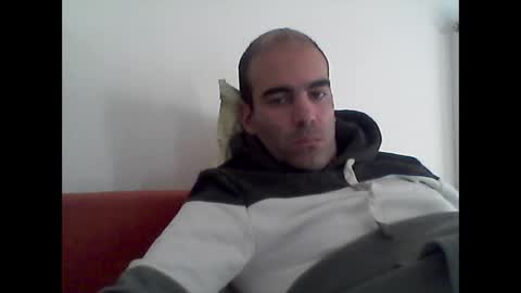 Snapshot of bear14250949 chatting on 11-09-25, 02:26 bear14250949 online show from 11-09-25, 02:26