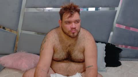 Snapshot of bear_big_ chatting on 11-24-25, 07:13 bigbearr online show from 11-24-25, 07:13