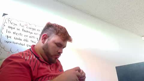 Snapshot of bear_big_ chatting on 11-26-25, 01:56 bigbearr online show from 11-26-25, 01:56