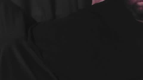 Snapshot of bear_man_oi chatting on 01-24-25, 01:03 bear_man_oi online show from 01-24-25, 01:03