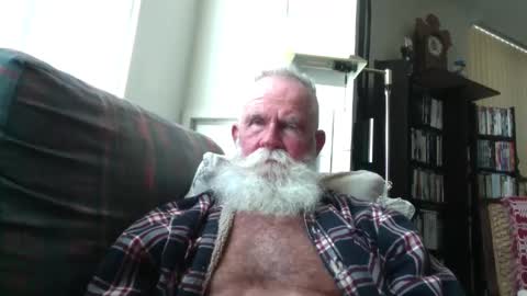 beardbushy online show from 09-15-25, 04:40