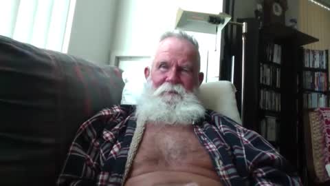 beardbushy online show from 09-19-25, 05:02