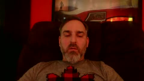 beardedambition online show from 10-18-25, 04:19