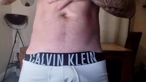 beardedtattedguy online show from 11-25-25, 12:21