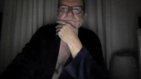Snapshot of beardman916444 chatting on 01-19-25, 06:53 Beardman online show from 01-19-25, 06:53