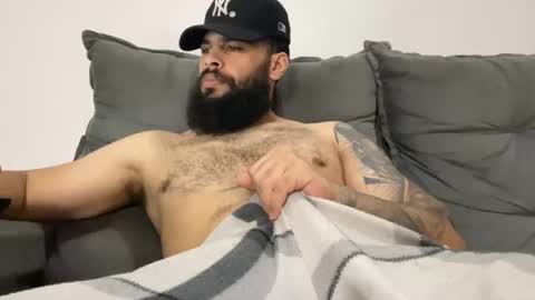 Min online show from 10-28-25, 05:11