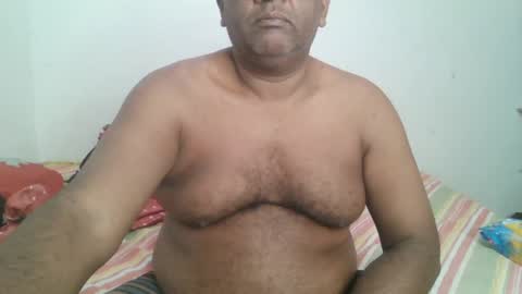 Snapshot of beargryzzly chatting on 12-02-24, 01:58 Grizzly online show from 12-02-24, 01:58