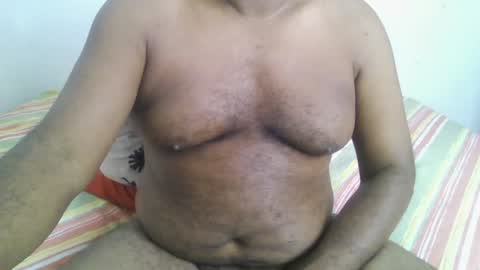 Snapshot of beargryzzly chatting on 12-04-24, 03:43 Grizzly online show from 12-04-24, 03:43