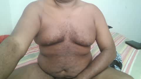 Snapshot of beargryzzly chatting on 12-04-24, 10:19 Grizzly online show from 12-04-24, 10:19