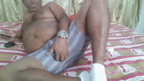 Snapshot of beargryzzly chatting on 12-11-24, 02:30 Grizzly online show from 12-11-24, 02:30