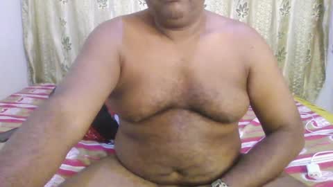 Snapshot of beargryzzly chatting on 12-11-24, 05:32 Grizzly online show from 12-11-24, 05:32