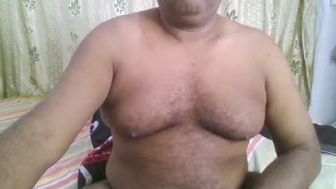 Snapshot of beargryzzly chatting on 12-26-24, 07:16 Grizzly online show from 12-26-24, 07:16