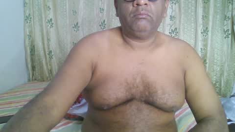 Snapshot of beargryzzly chatting on 01-24-25, 04:16 Grizzly online show from 01-24-25, 04:16