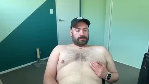 Snapshot of bearguynz chatting on 11-02-25, 09:39 bearrrr online show from 11-02-25, 09:39