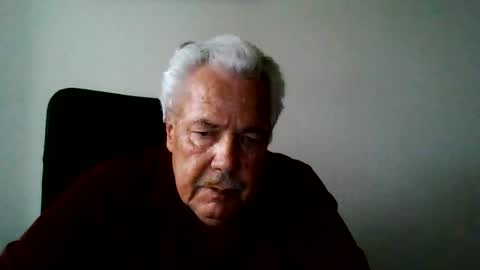 Snapshot of beatli chatting on 10-29-25, 02:52 Beat online show from 10-29-25, 02:52