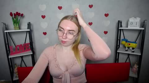 Snapshot of beatriceflyy chatting on 12-01-24, 04:29 BeatriceFlyy online show from 12-01-24, 04:29