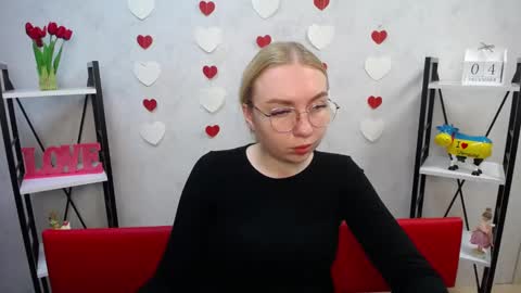 Snapshot of beatriceflyy chatting on 12-04-24, 12:36 BeatriceFlyy online show from 12-04-24, 12:36